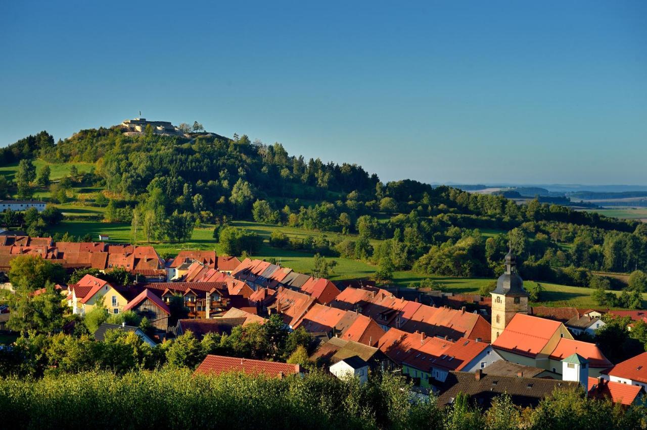Landgasthof Zum Hirschen Kemnath Dış mekan fotoğraf